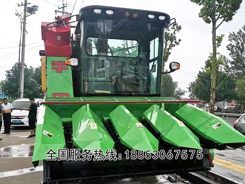 玉米雙收聯(lián)合收割機(jī)